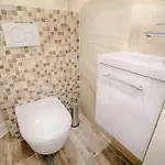 Sweet 16 Apartman *